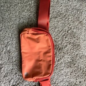 Lululemon Everywhere Belt Bag 1L
